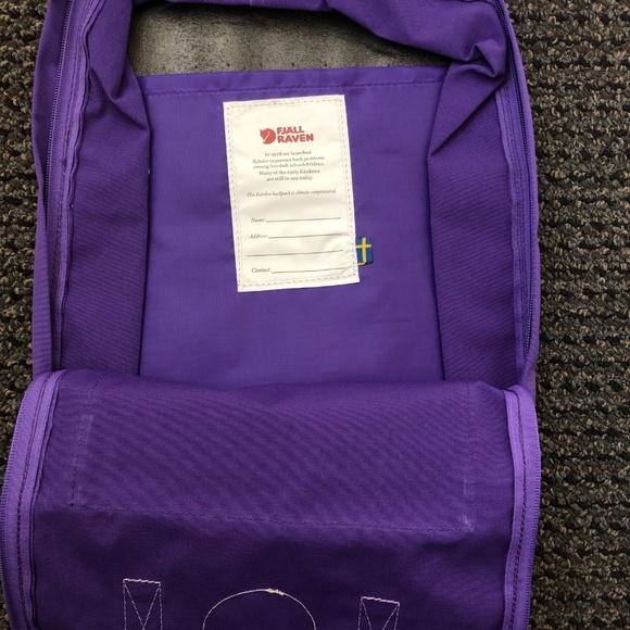 Fjallraven Kanken Backpack Color Purple - Picture 4 of 7